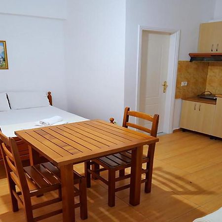 Alex & Sofi Hotel Himara Kültér fotó