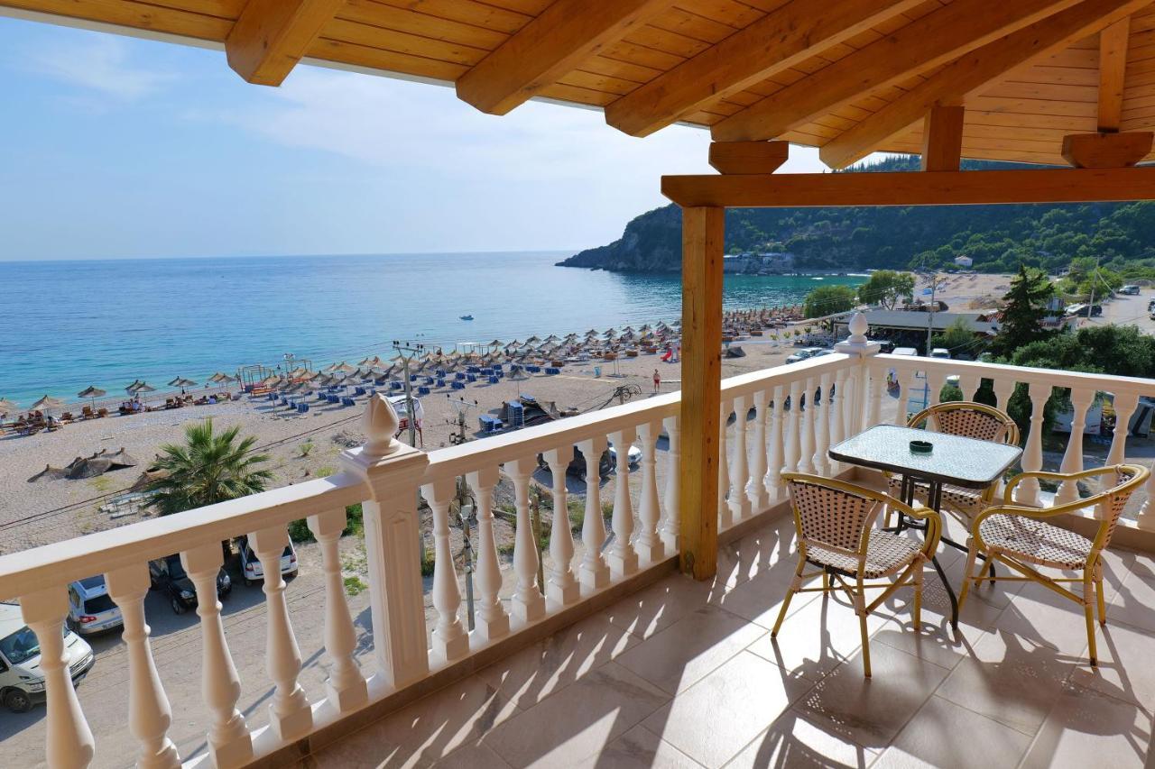 Alex & Sofi Hotel Himara Kültér fotó