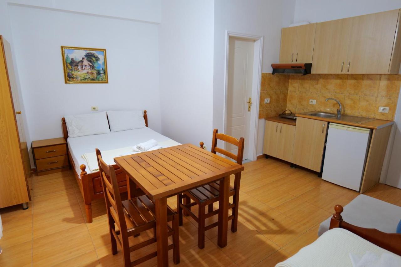 Alex & Sofi Hotel Himara Kültér fotó
