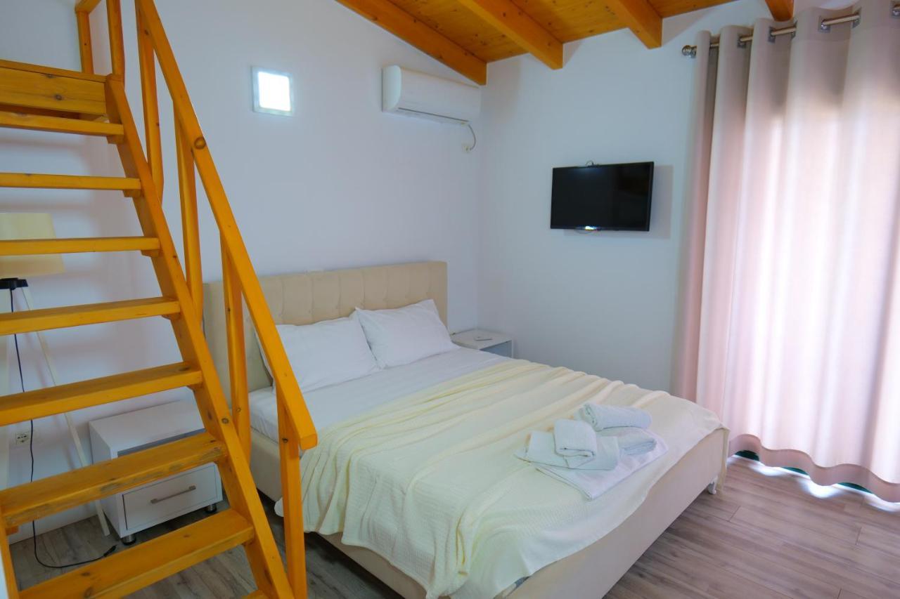 Alex & Sofi Hotel Himara Kültér fotó