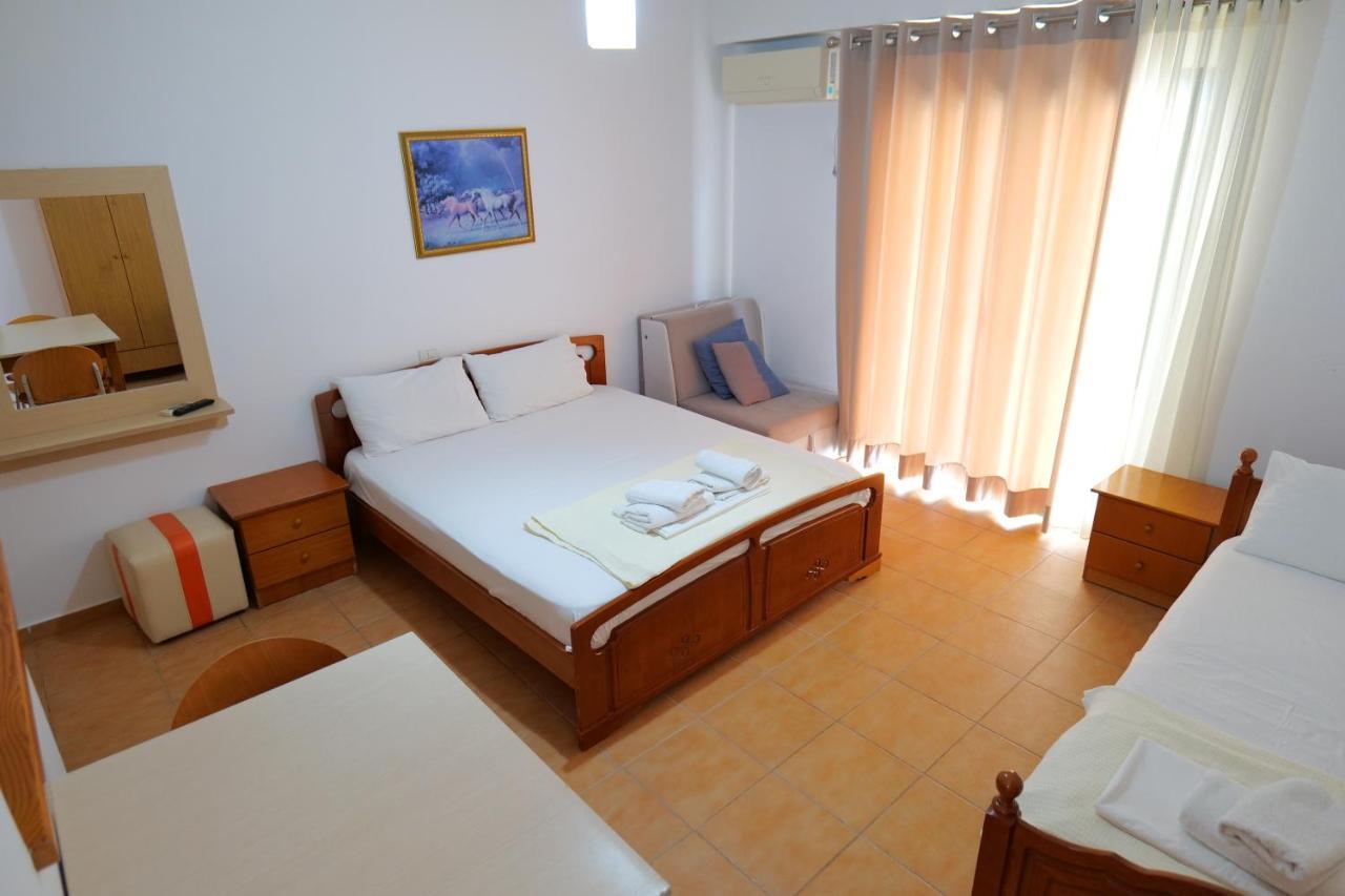 Alex & Sofi Hotel Himara Kültér fotó